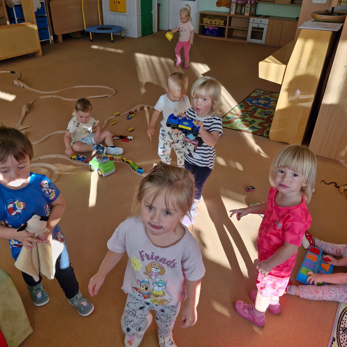 820b9213-0c4d-4154-8b1e-f48a2c1a5703