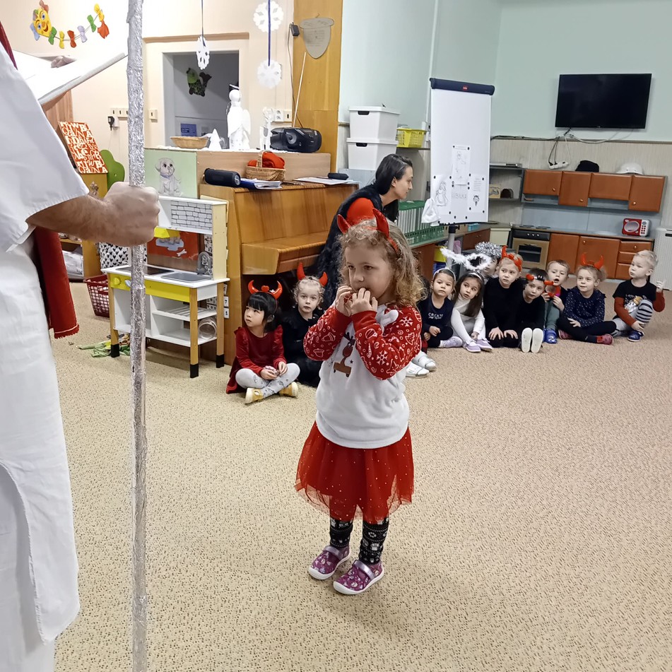 att.gji07b_uss7PqNxxaCtApi_cg_O_NPdqIuY0w4UOL3U